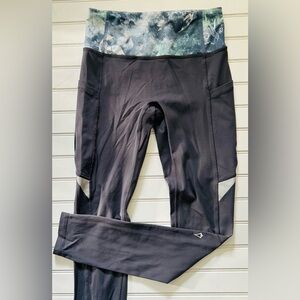 IVIVVA by LULULEMON girls size 12 high waisted tech  leggings